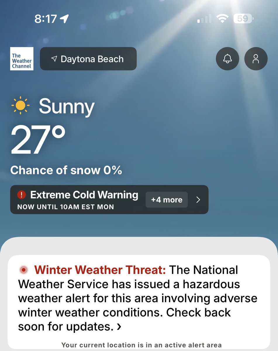 drewjfreeman's tweet photo. It’s literally freezing in Daytona Beach. 🥶 🌴 https://t.co/xmaAxXW1tl
