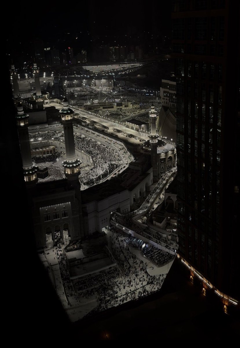 ND1iii's tweet photo. وجمِّلنا بالرقّة لنكن الوجهة التي يقصدونها للراحة، وهب لنا من القوة ما تفيض منا لنُعطي منها كل من هو بحاجة لها يا الله 🕊️🤍.. https://t.co/pZ7BfJp8RZ