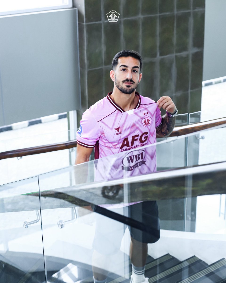 𝑾𝒆𝒍𝒄𝒐𝒎𝒆! 💜🔥

Menambah kekuatan di lini depan, Ernesto Gomez resmi bergabung dan siap berjuang untuk Macan Putih.

New chapter starts now.
Give everything on the pitch! 💜✊🏻

#Djajati | #PersikKediri