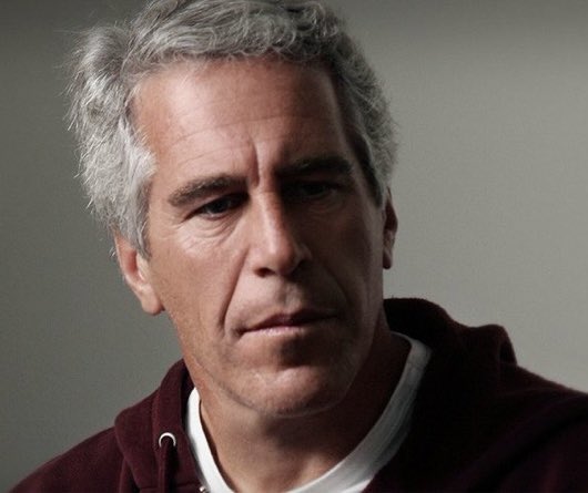 PsyGuy007's tweet photo. 🚨 🇺🇸 ALERTE INFO : Bill Gates planifiait des « simulations de pandémie » avec Jeffrey Epstein en 2017.