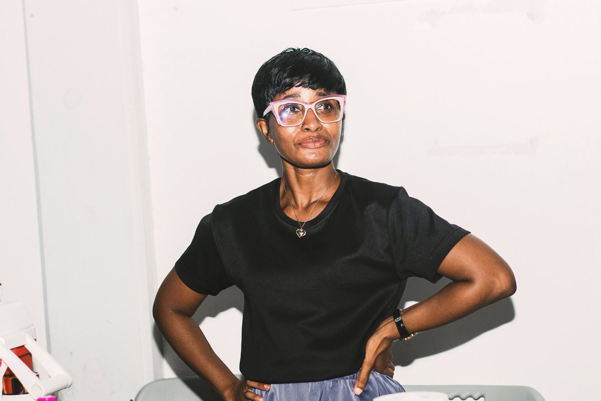 May all the news you receive this month bring you nothing but smiles.

Happy February.

©️ CAB