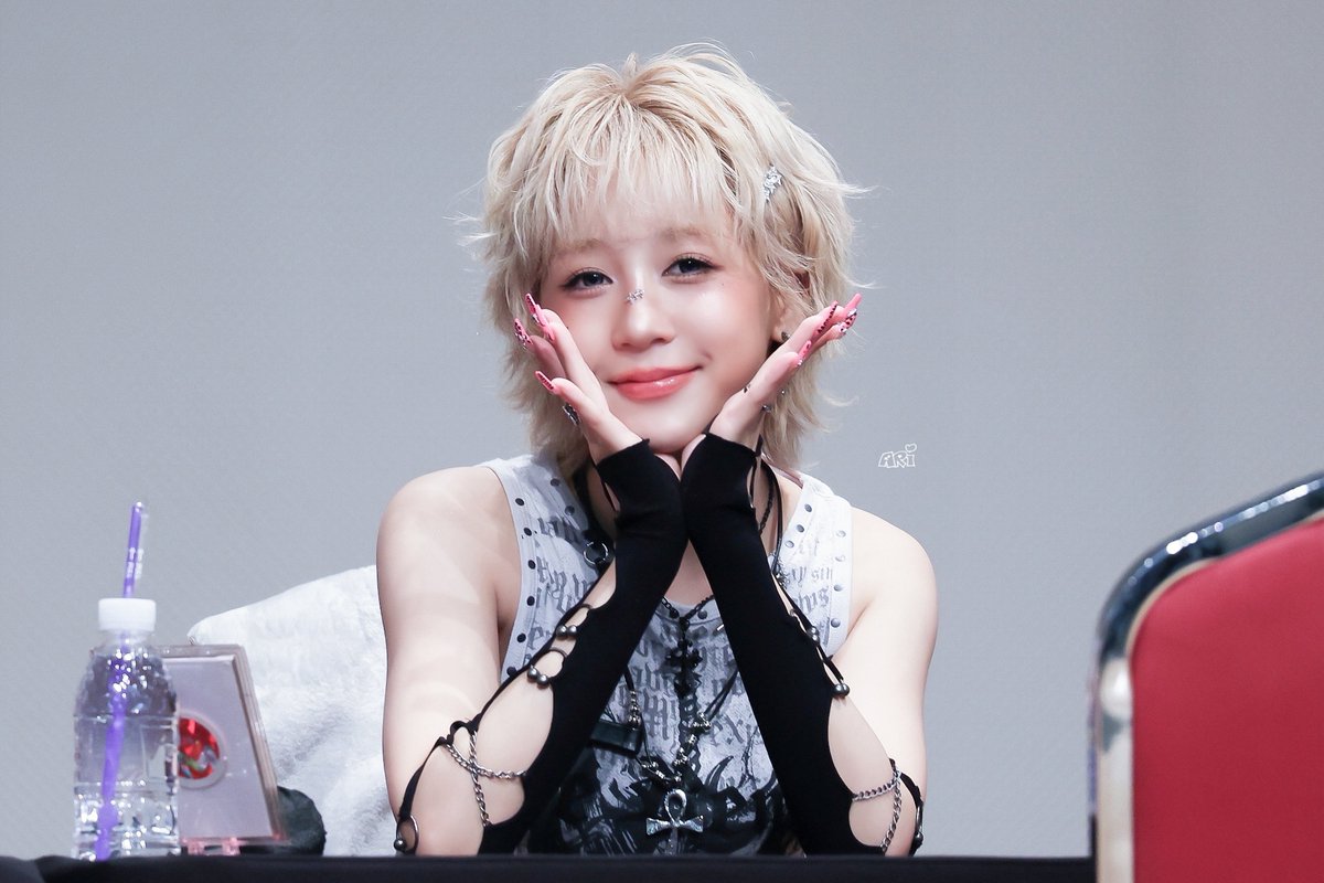 ka1_s2's tweet image. 20250824 메이크스타 팬싸 HQ

ふあふあショートちょあ！

#江崎ひかる #ひかる大好き 
#히카루 #Kep1er #케플러