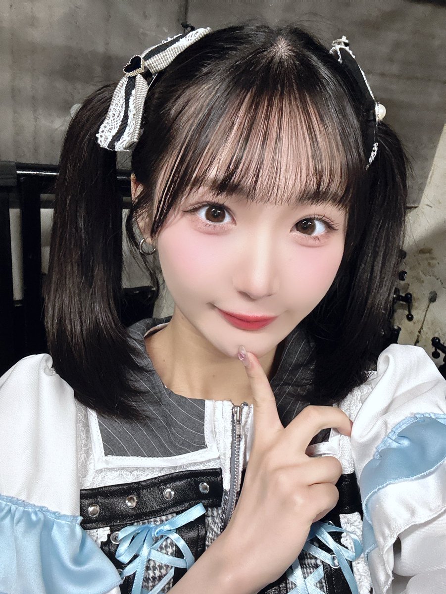 そら☪ページです♡ おはようください❕ そらちはピンクのスマホ~🩷前までずっと黒だった~