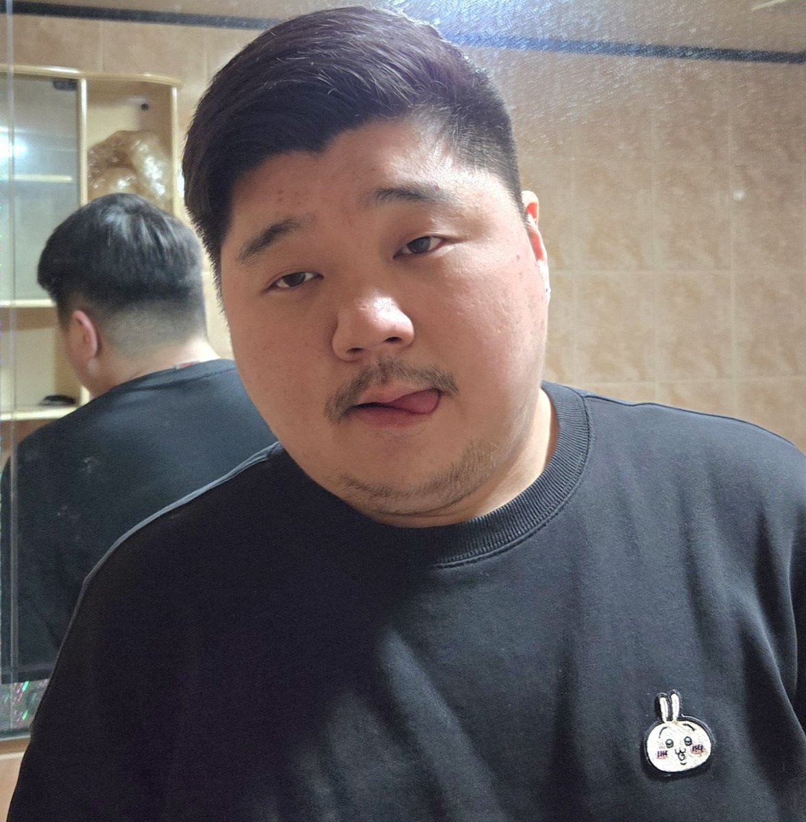 抱歉已脫單 tweet media