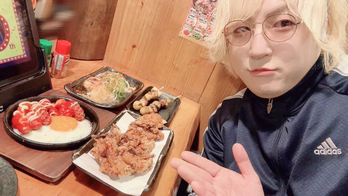 そういや昨日、鳥貴族さんの 2月からの限定商品食べてきた😌 ひとり