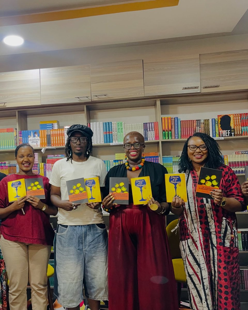 UsanifuNews's tweet photo. KENYAN WRITERS’ SERIES LAUNCHES WITH CIKU KIMERIA

The Kenyan Writers’ Series (KWS) opened with an inspiring conversation featuring acclaimed author Ciku Kimeria (@cikucheru), moderated by Dr. Judy Karagania. Ciku shared insights on identity,

Photos: Soma Nami Books https://t.co/9VxW1ABR3u