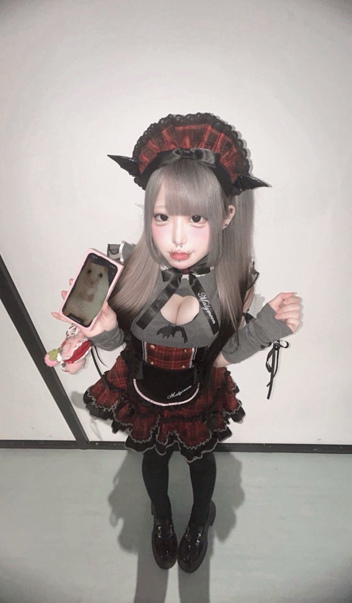 るな tweet media