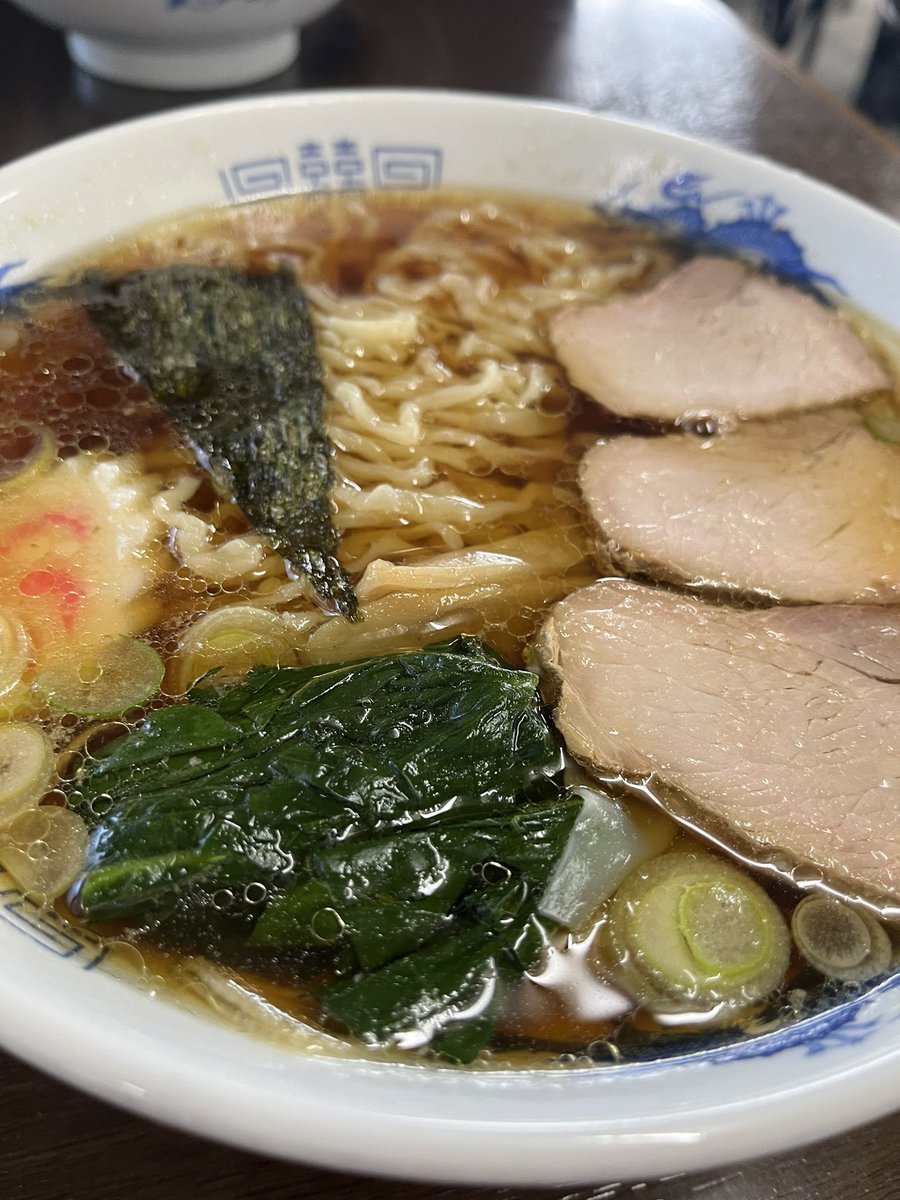 OppelSayuri's tweet photo. 知り合いのラーメンの投稿見てたら私もラーメン食べたくなってしまった…

西郷村のいまの家さんのワンタンメン、美味しかったなぁ。。
#いまの家 https://t.co/Q0dVmV69CD