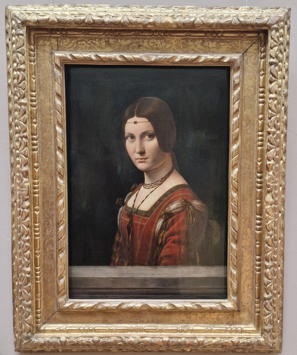 anamontparnasse's tweet image. La Belle Ferronnière, un poco harta de las borrascas aunque esta se llame #Leonardo.
Me representa.