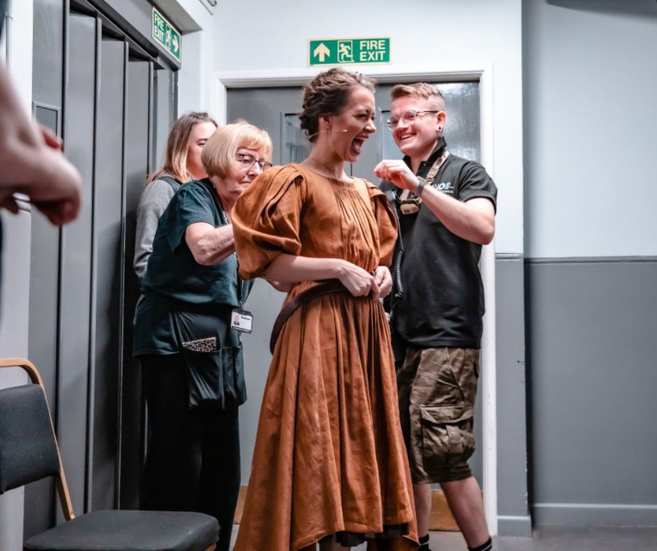 Welsh National Opera tweet media