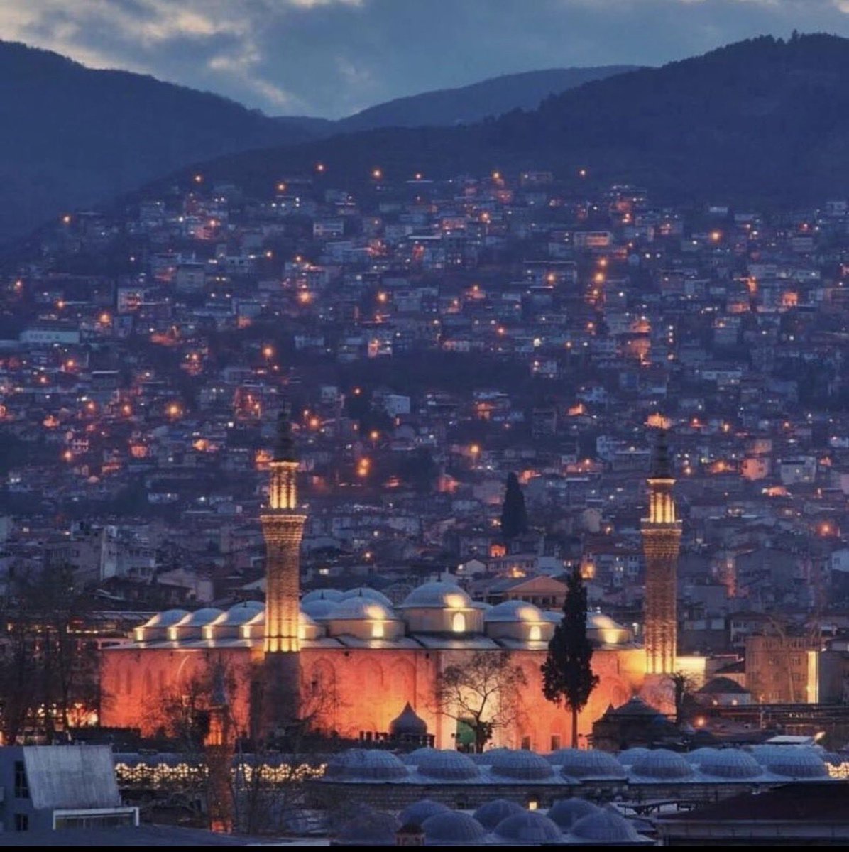 Rabbim bizleri Beraat-i ni alan kullarından eylesin İnşallah…🤲

Berat kandilimiz mübarek olsun..