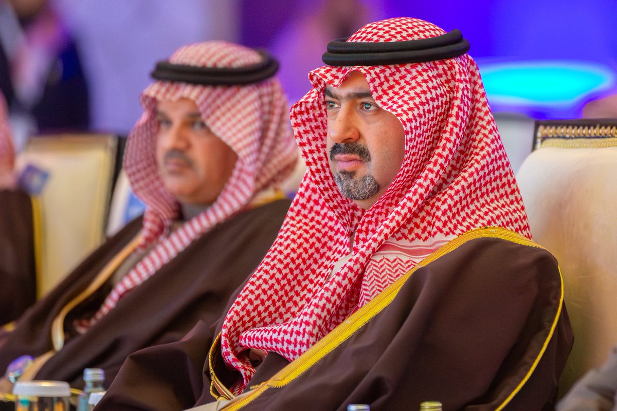 الله يحفظك سيدي💚💚