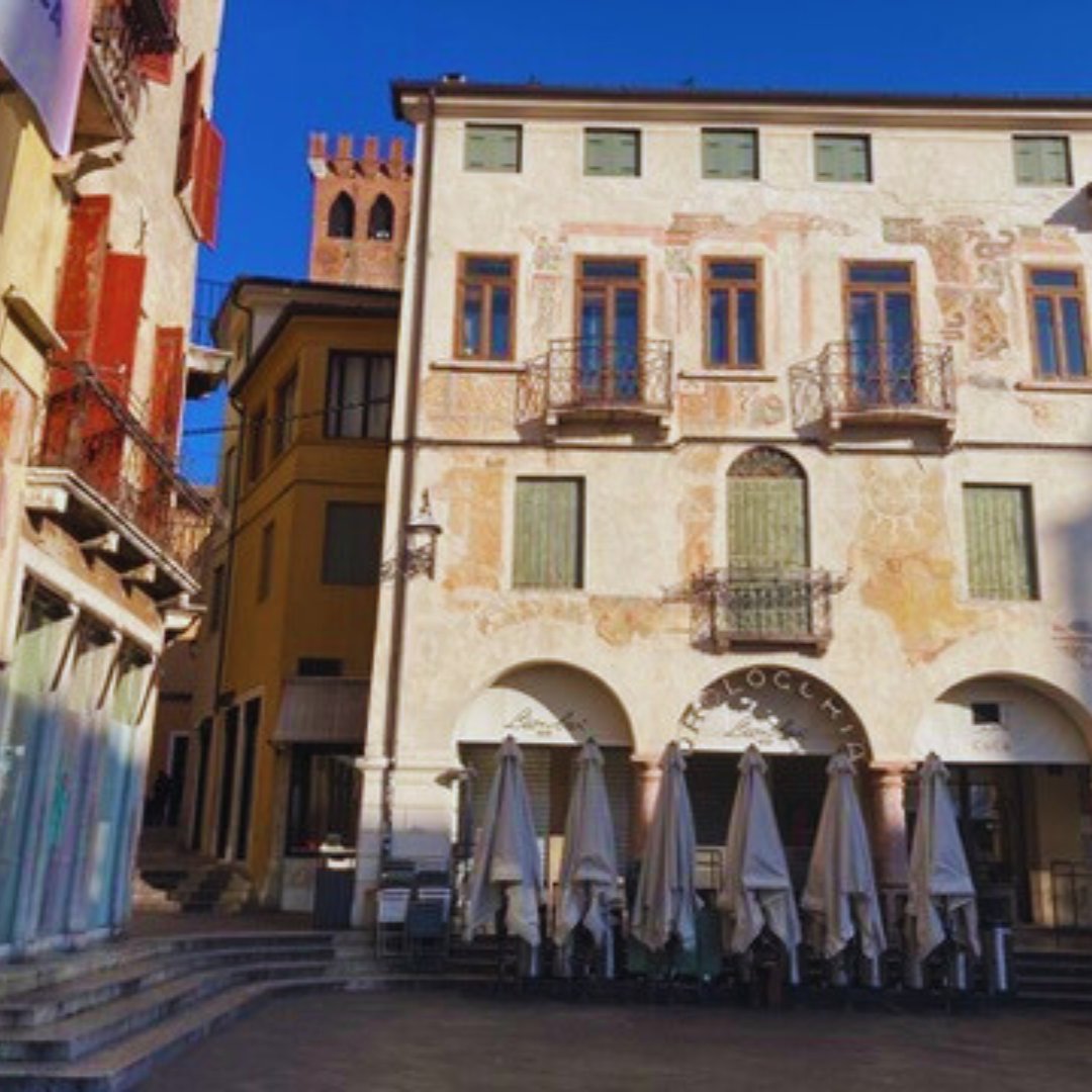TheItalyBeacon's tweet photo. Bassano del Grappa, Veneto: Iconic Ponte degli Alpini spans the Brenta River in this historic town of ~42k. Warm people, rich Roman-to-Venetian past—yet evangelicals are scarce. Pray for missionaries to be sent here! https://t.co/527vxv9R6J #PrayForItaly #PracticalMissions https://t.co/zSgy9UNnHQ