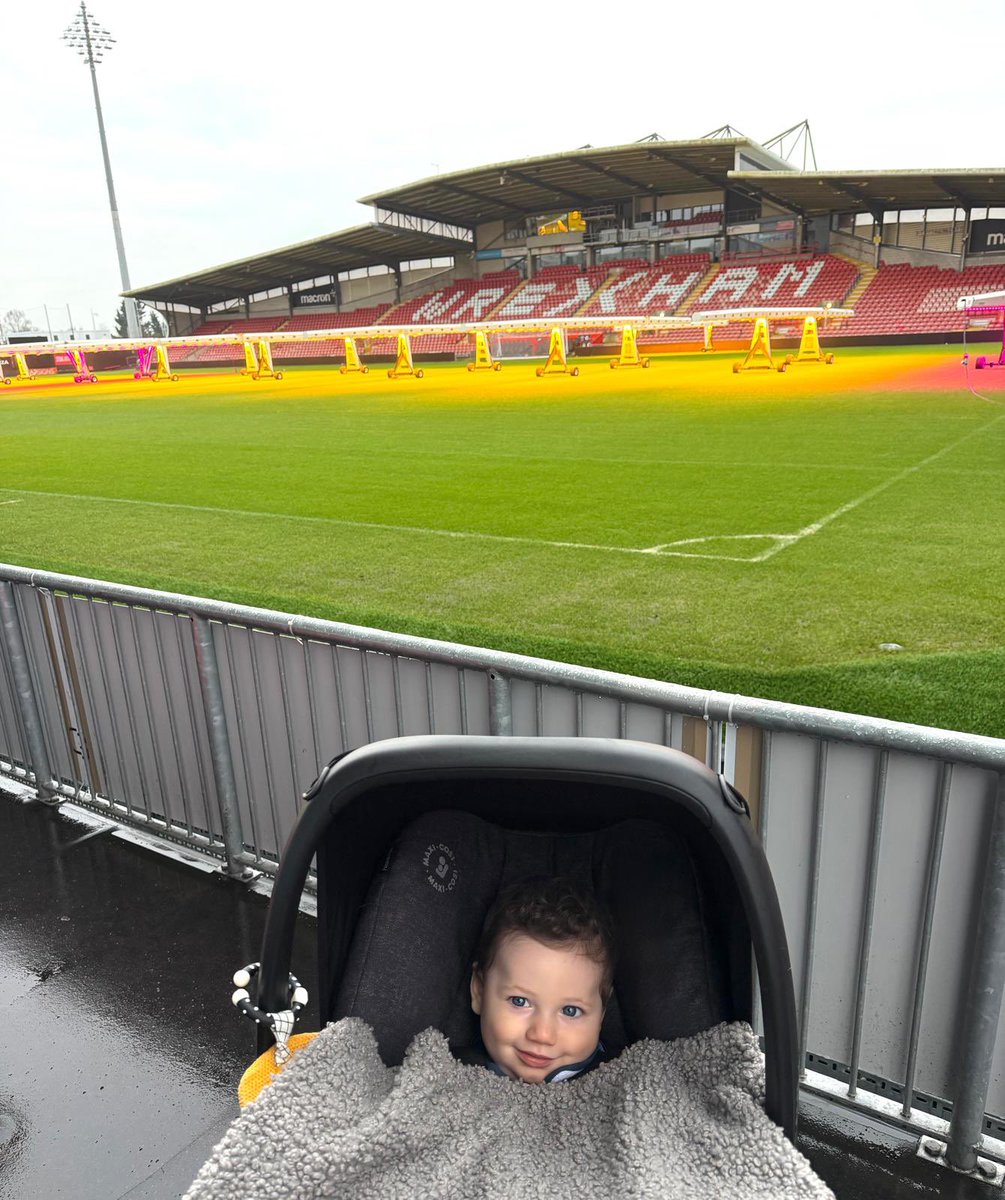 Wrexham’s latest signing on transfer deadline day… 👶✍️

Rupert’s been to visit <a href="/Wrexham_AFC/">Wrexham AFC</a> today ahead of the Clap for Rupert this Saturday 👏⚽️

A huge thank you to the club for the support, it really means a lot to our family. It helps show that, despite his 1 in a million