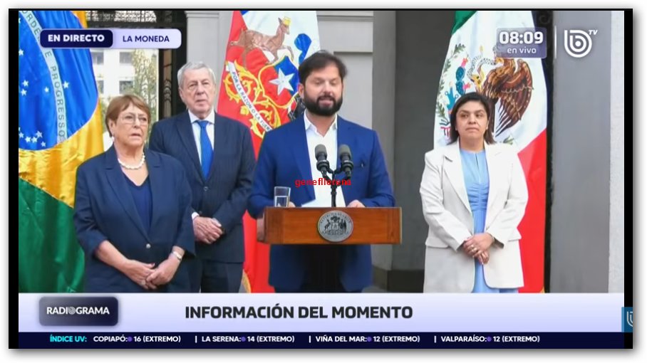 Este payaso, nos quiere encaletar la candidatura de BACHELET, q no tiene viabilidad alguna, por ser socialista recalcitrante... impresentable de estos carajos!. Boric, te queda poco...