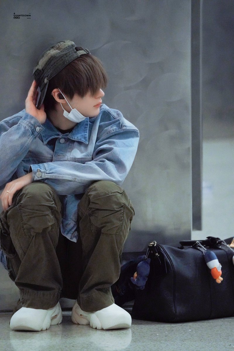 _db_dhf_'s tweet image. 롱디(에 지친) 커플미 낭낭한 공항 톤넨