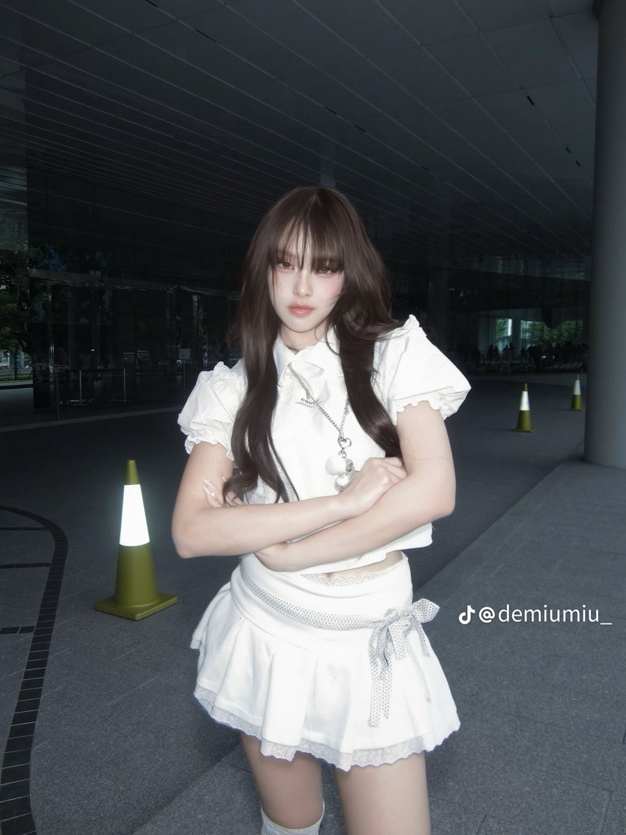 digicamblooming's tweet photo. 🧸🎀🪞 ✿ Canon ixy210f/ixus115hs 𐙚 ˚

รุ่น K.demiumiu_  ,ลิซ่า ⭐️ สกินโทนสวยจึ้ง!! ผิวขาวฉ่ำ ออร่าสุดๆ รูปสวยฉ่ำมาก✨
 
Price : 4890.- ส่งฟรี ✧˖💖˚

ꕥ การทำงานเต็มระบบ ✔️
ꕥ ตำหนิ:จอ��หลือง,มีเส้นด้านล่าง ไม่ส่งผลต่อรูป
ꕥ สิ่งที่ได้รับ:กล้อง,battery,แท่นชาร์จ

#กล้องดิจิตอล https://t.co/4zW4zx3bNH