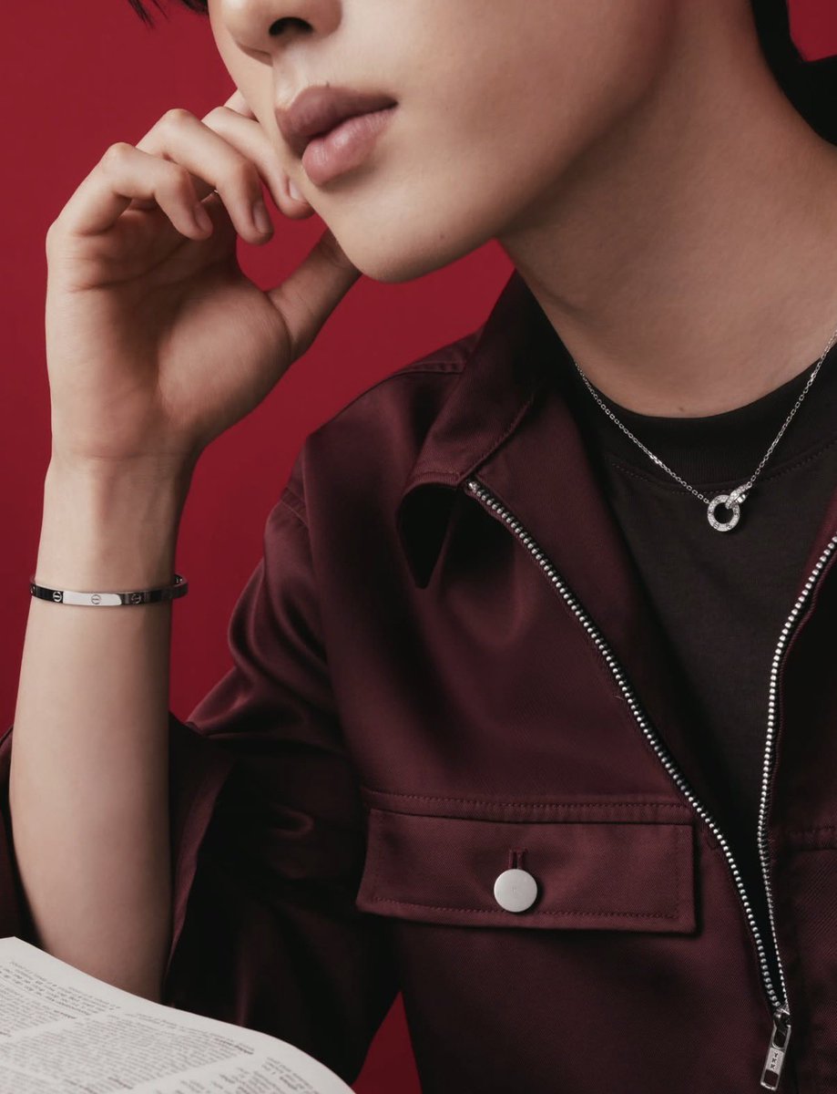 moonciip's tweet image. อมกน้องเอสกับcartierเหมาะมากออร่าความสวยนี้ㅠㅠㅠㅠㅠㅠ

 #est_rvp