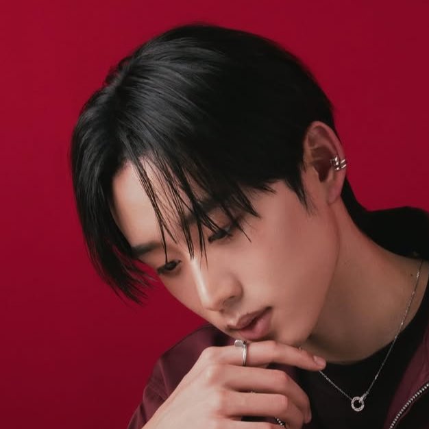 underthesamsky_'s tweet image. คือสวยขึ้นทุกครั้งที่เห็นหน้าเลยอะเอส 😭💔