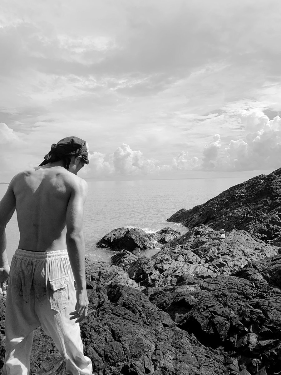 belambak tweet media