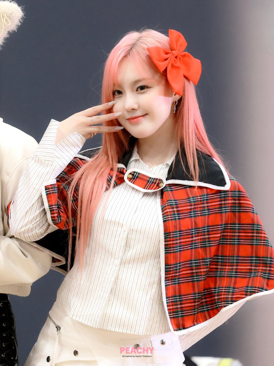 peachy426's tweet image. 241102 HQ

LOVE

#케플러 #Kep1er #김채현 #채현 #KIMCHAEHYUN #CHAEHYUN #キムチェヒョン