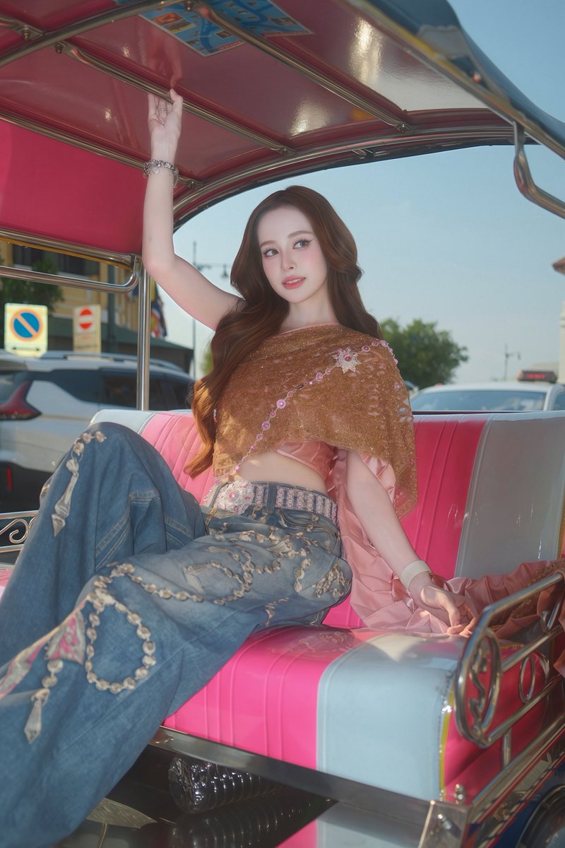 Thitaree_za tweet media