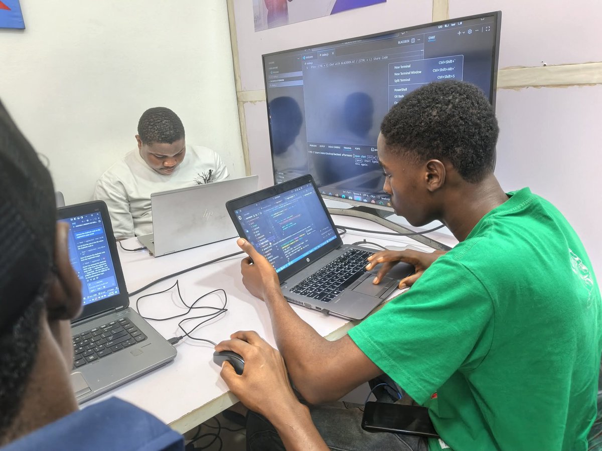 WebCapz Technologies tweet media