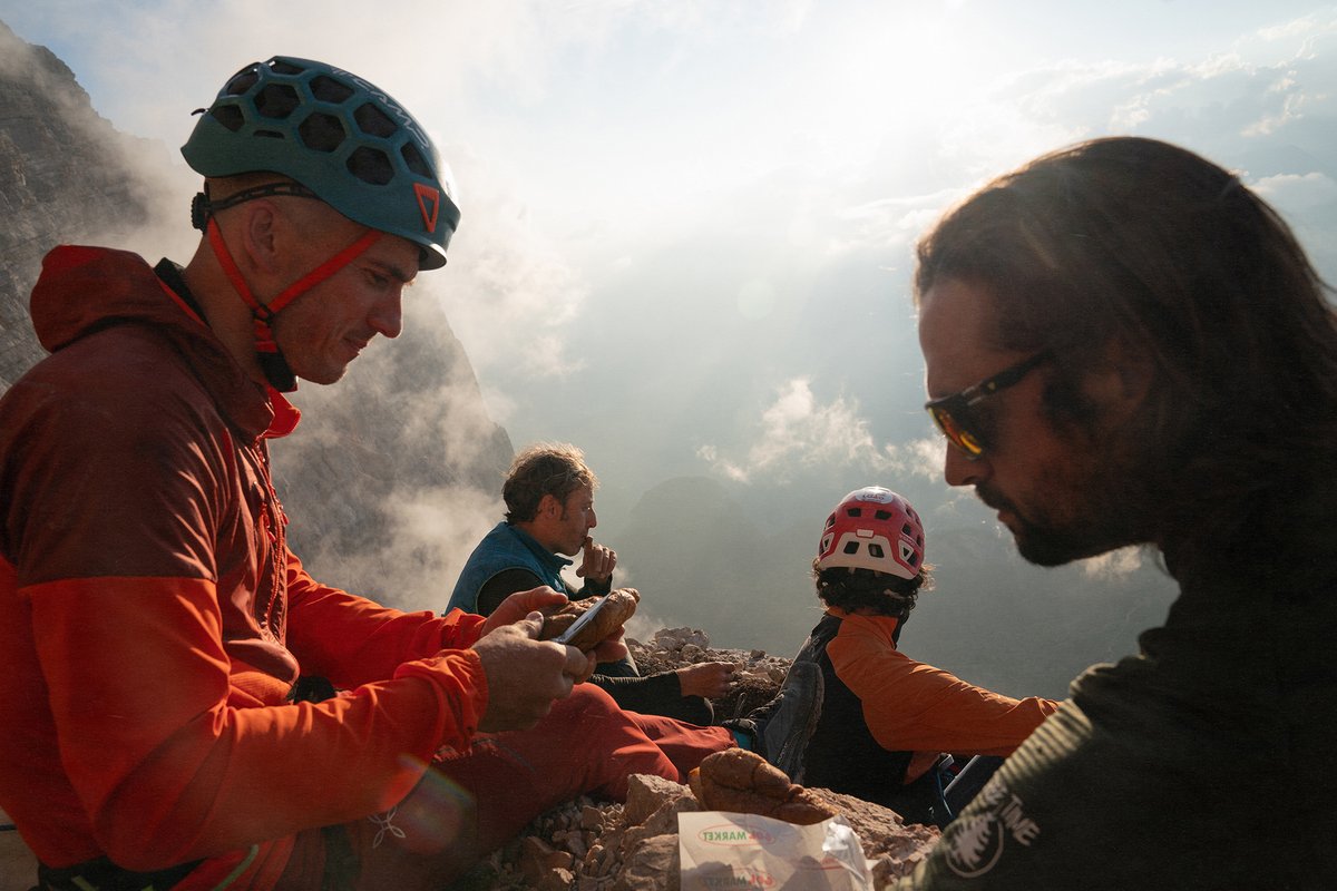 “100 SOLLEDER LETTENBAUER” di Emanuele Confortin
sarà presente il regista
📌 GIOVEDI’ 5 FEBBRAIO 2026, ore 20.45
📍 Cinema Ariston- Trieste
➡️ serata a cura del G.A.R.S. Gruppo Alpinisti Rocciatori Sciatori
 👉 scopri di più caisag.ts.it/gars-100-solle…
#caisag #caitrieste <a href="/caifvg/">CAI FVG</a>