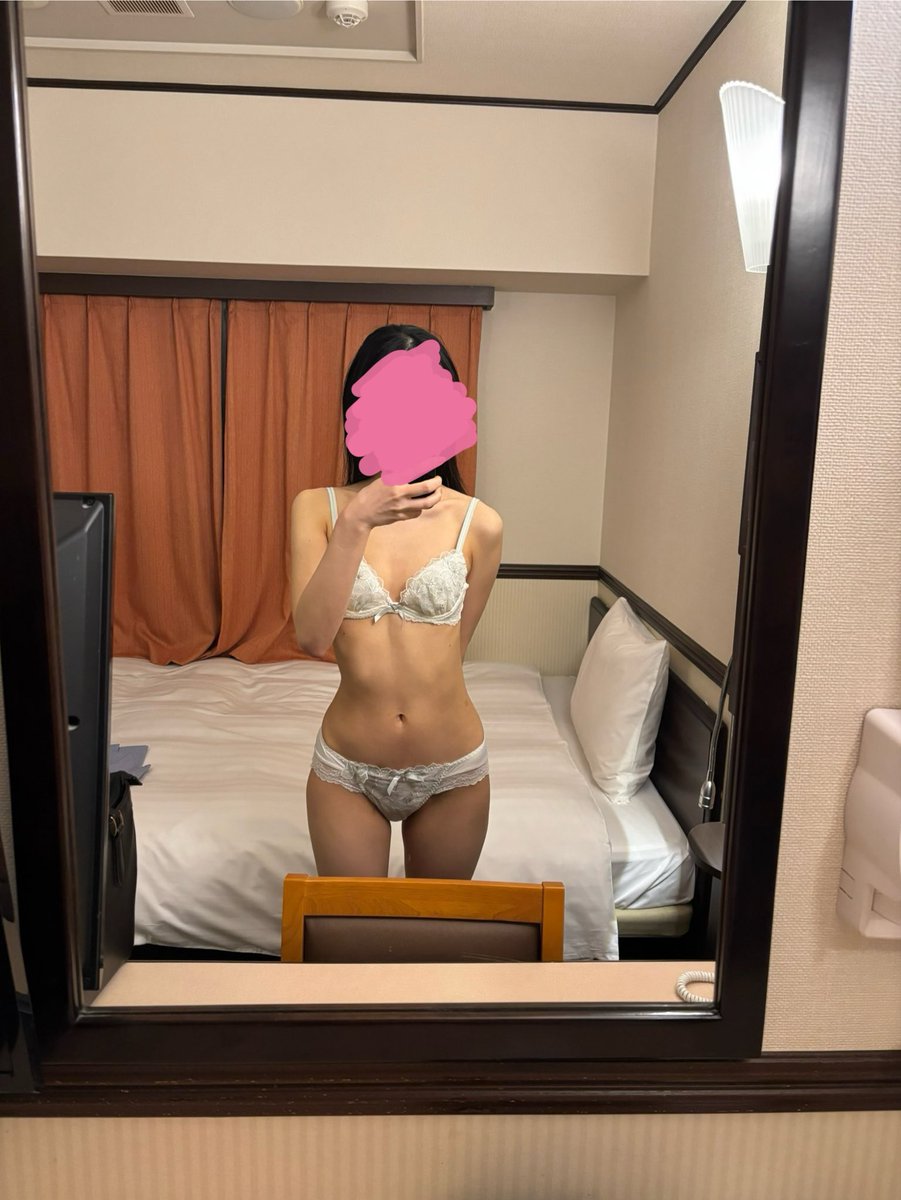 ss_0162's tweet photo. この下着かわいいんだよね
#裏垢女子 https://t.co/f4OgvKtlnZ