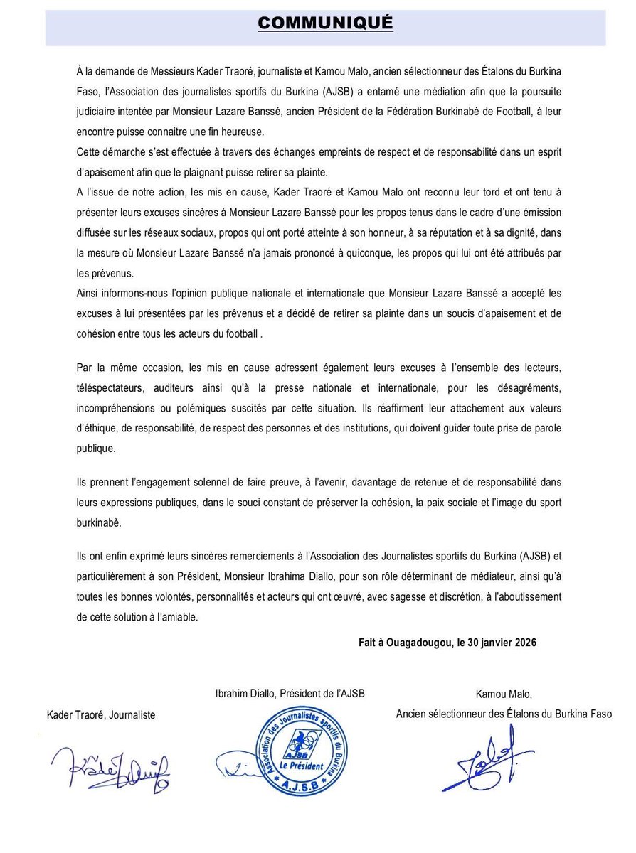 L_Activiste226's tweet image. #New226| #Burkinafaso🇧🇫⛔️‼️: 
 
#Justice : Kader Traoré et Kamou Malo présentent leurs excuses à Lazare Banssé .

Kader Traoré et Kamou Malo ont officiellement présenté leurs excuses à Lazare Banssé, mettant ainsi un terme à une affaire qui avait suscité de nombreuses réactions.