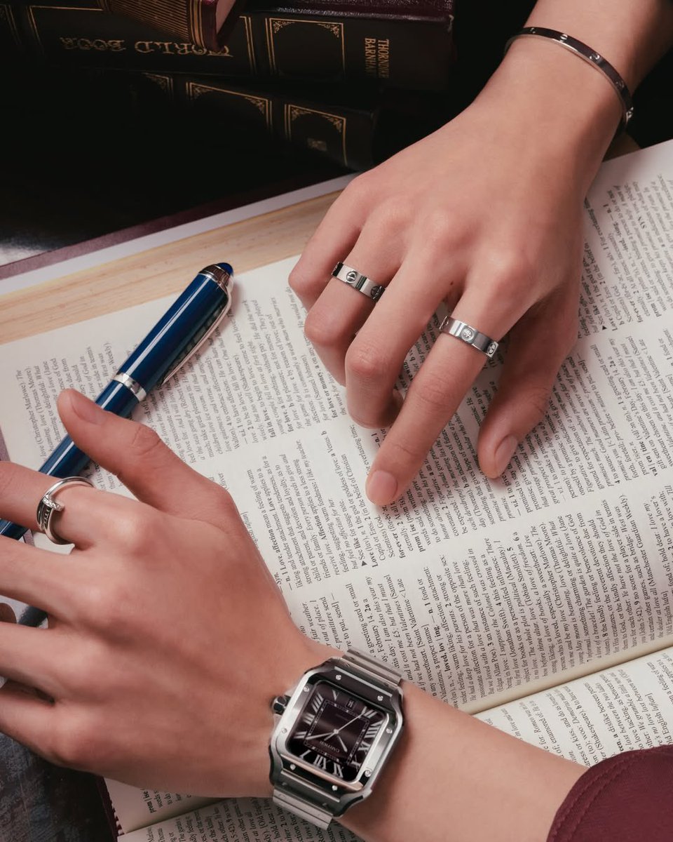 kunnu_night's tweet image. เหมาะสมสุดๆ งื้อออดีใจ Cartier เข้าแล้วว 😭

#est_rvp 
#CartierThailand 
#santosdeCartierCartier