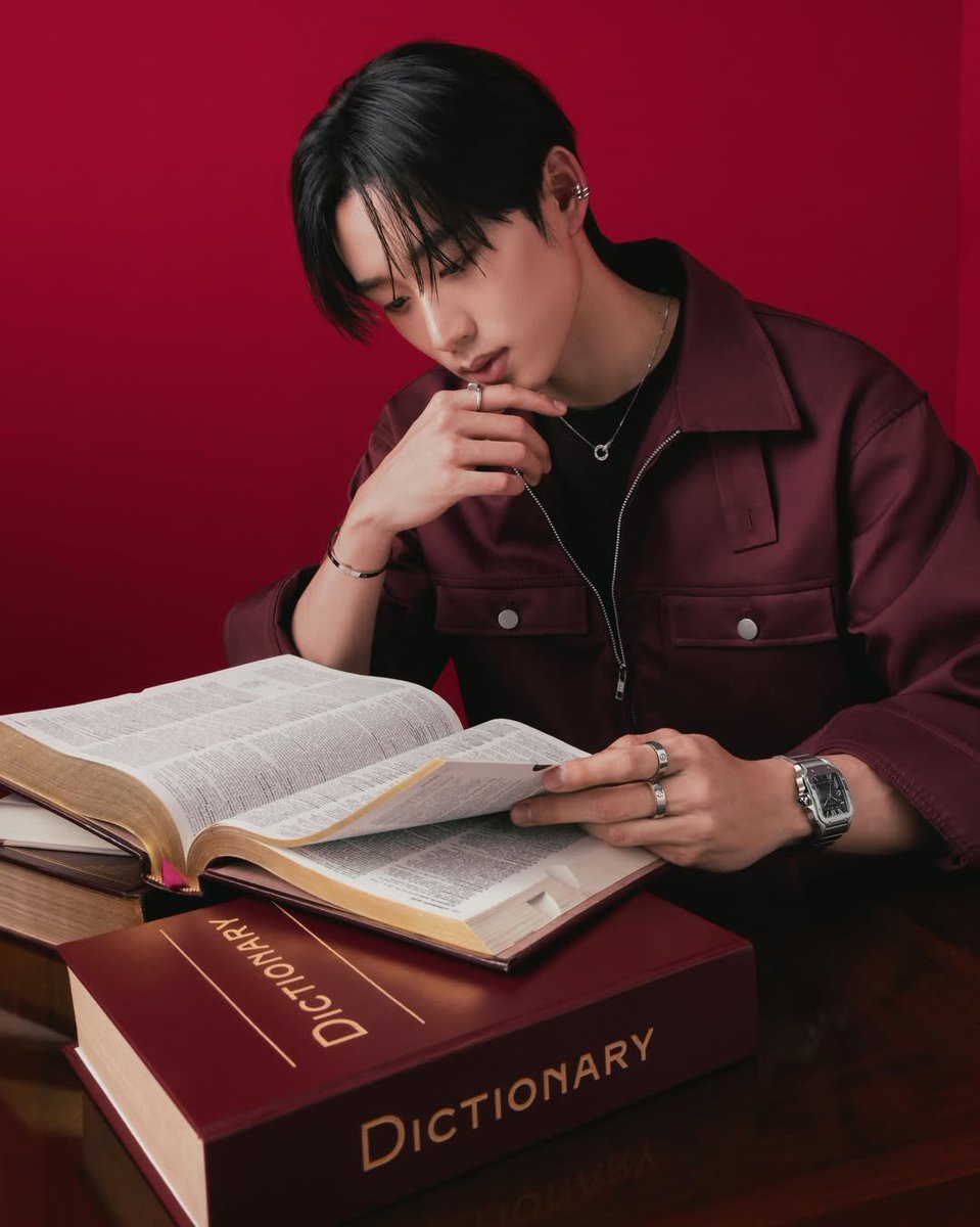 kunnu_night's tweet image. เหมาะสมสุดๆ งื้อออดีใจ Cartier เข้าแล้วว 😭

#est_rvp 
#CartierThailand 
#santosdeCartierCartier