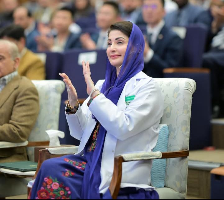 دلوں کی وزیر اعلی ۔۔۔❤️😍
<a href="/MaryamNSharif/">Maryam Nawaz Sharif</a>