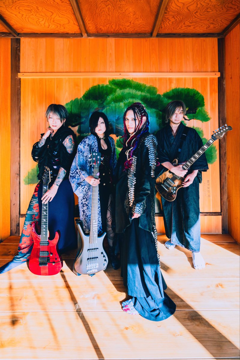 ヴィジュアル博士のる@11/29オムニバスCD出ました tweet media