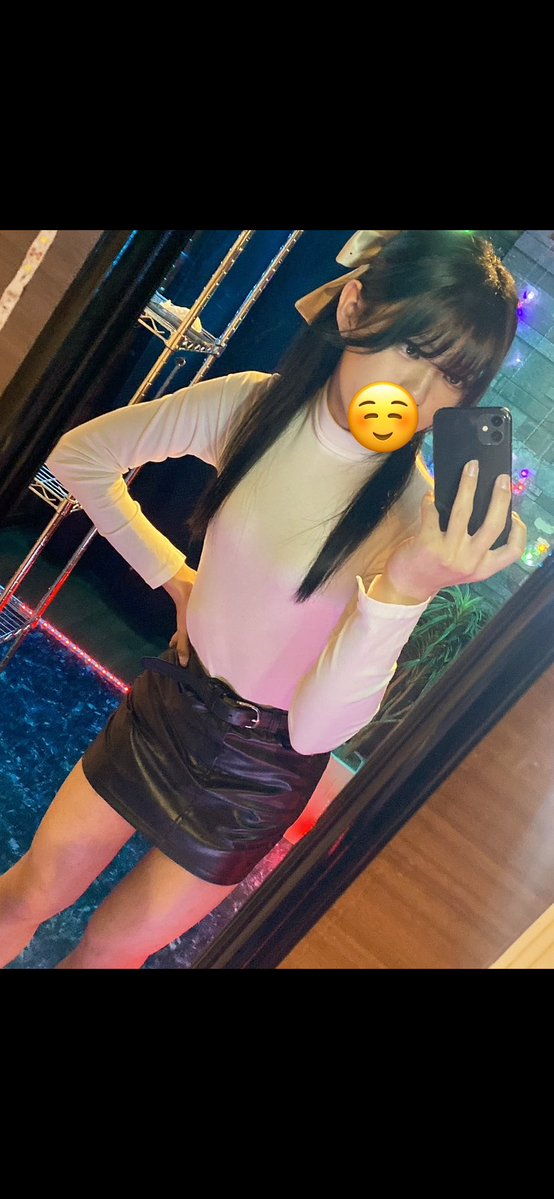 makibi_reba's tweet image. 男の娘のレザーミニスカ🫶