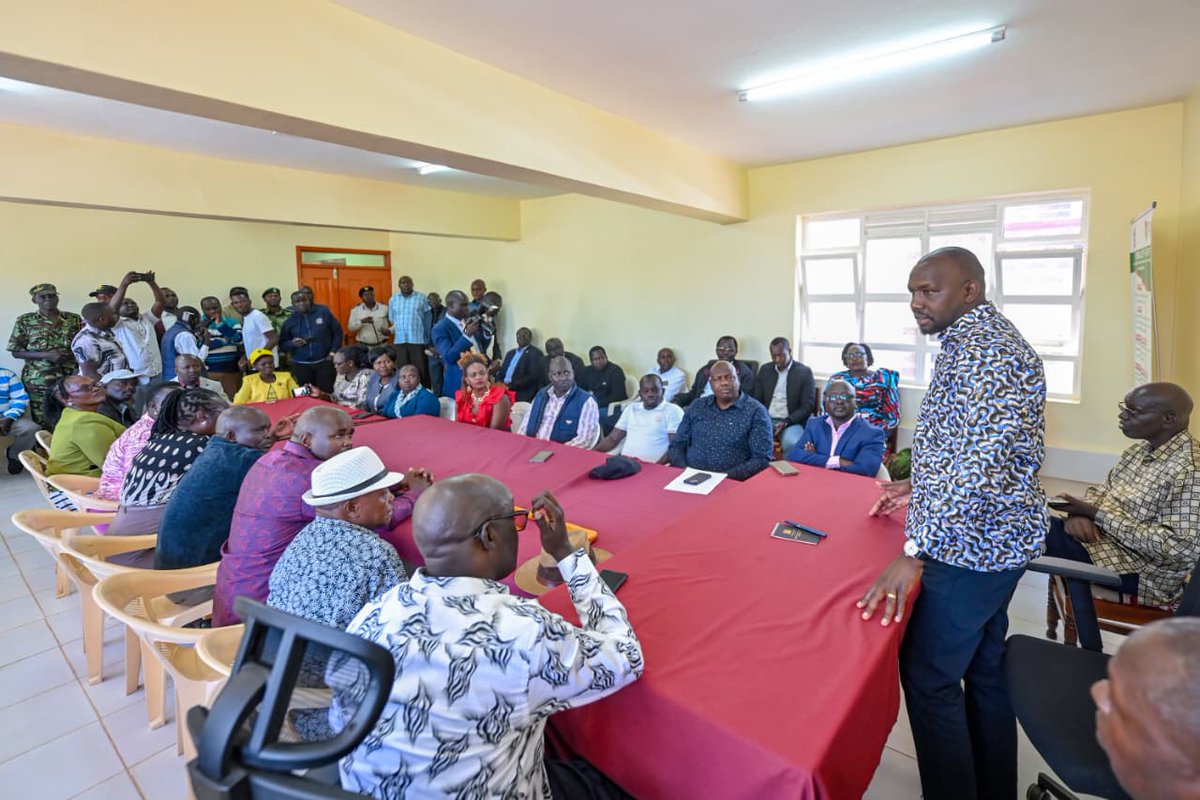 GetembeTV's tweet image. Interior CS Kipchumba Murkomen arrived in Kapenguria, West Pokot County, for the second day of security assessments in the Kerio Valley region and to launch the Usajili Mashinani Mobile ID Registration and Sensitisation Programme.
#InteriorCS #UsajiliMashinani #SecurityAssessment