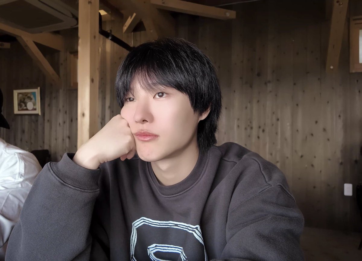 ㅁ1무즈 tweet media