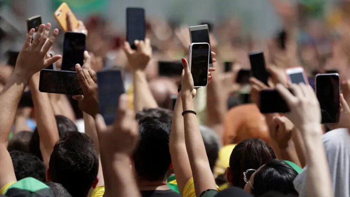 Lamiyaislm's tweet photo. Want to know which mobile networks in Bangladesh really deliver the best speed &amp; coverage? 📶📱 Check the latest insights, comparisons &amp; tips 👉 https://t.co/34leSWRfU2 🇧🇩
#MobileNetworkBD #InternetSpeed #BangladeshTech #TechGuide #NetworkCoverage https://t.co/vWfMvCIZEz