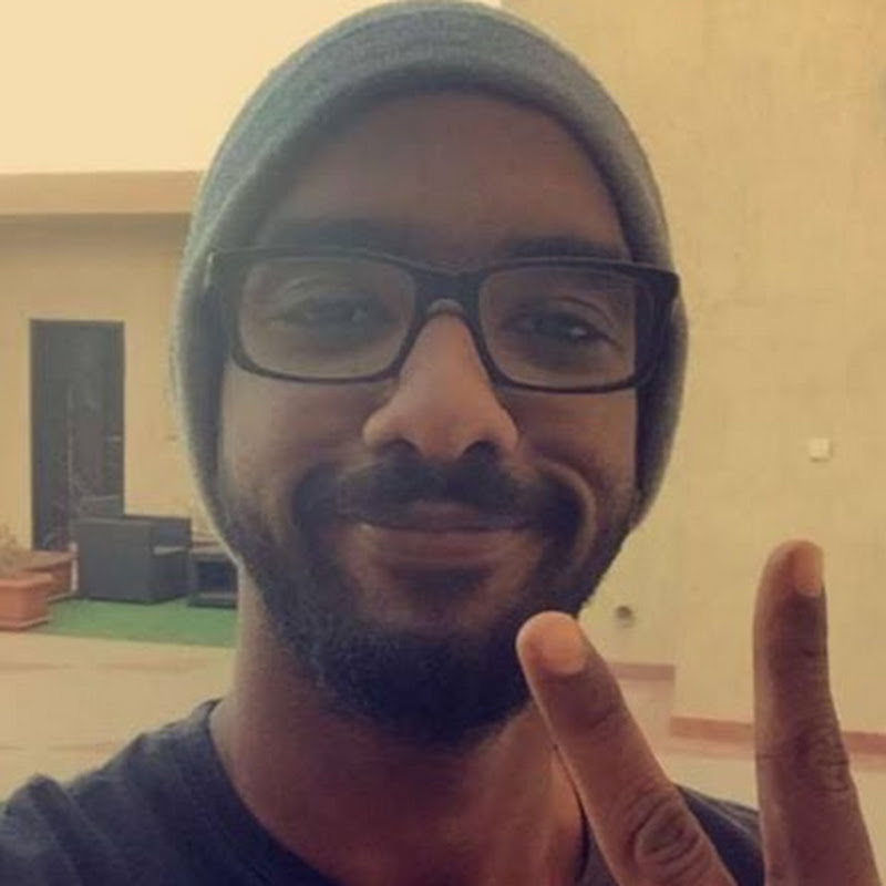 دامكم تتكلمون عن 2016 
مدري ليه محد يتكلم عن اندريه وكيف كان مستحل السناب وقتها