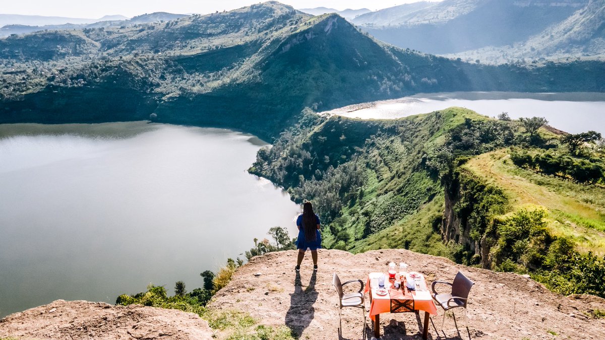 Kyangabi Crater Resort tweet media