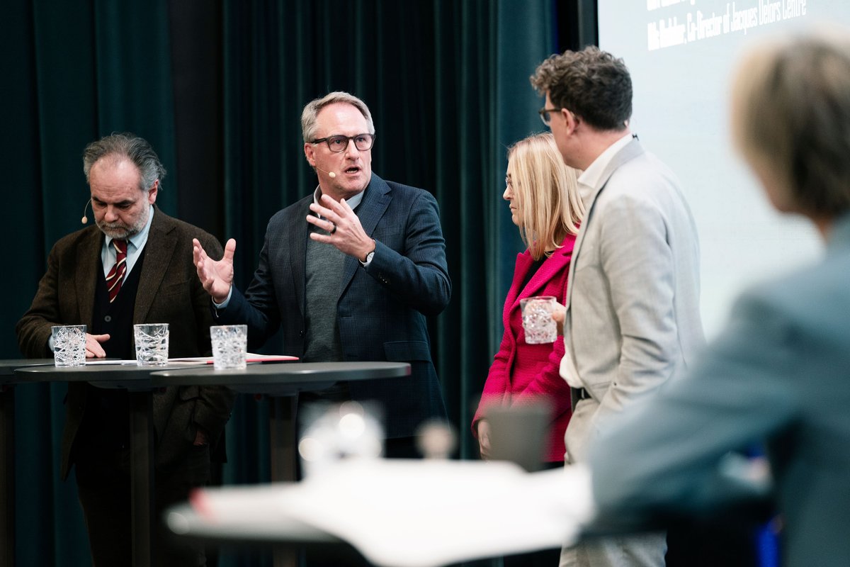 thinkeuropa's tweet photo. ”Europe is being pushed around (…) We must move in ’alliances of the willing’ on bioscience, defence and energy to get ahead”.

@LarsSandahlS At our #STOCKTAKINGEU conference.
Follow the livestream on our website.
#dkpol #eudk https://t.co/SlXXXybXSL