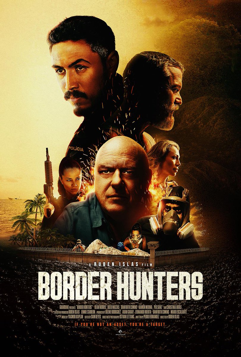 BornToWatch's tweet photo. @canalplus @soonerfrance - Narco Hunters, la chasse au Fentanyl commence (VOD)
- #MobCops, David Arquette en a gros sur la moustache (@ParamountPlusFR)
Déjà dispo :
- #VampireZombiesFromSpace, tout le programme est dans le titre (@shadowzvod ) https://t.co/h8aZlUZuDr