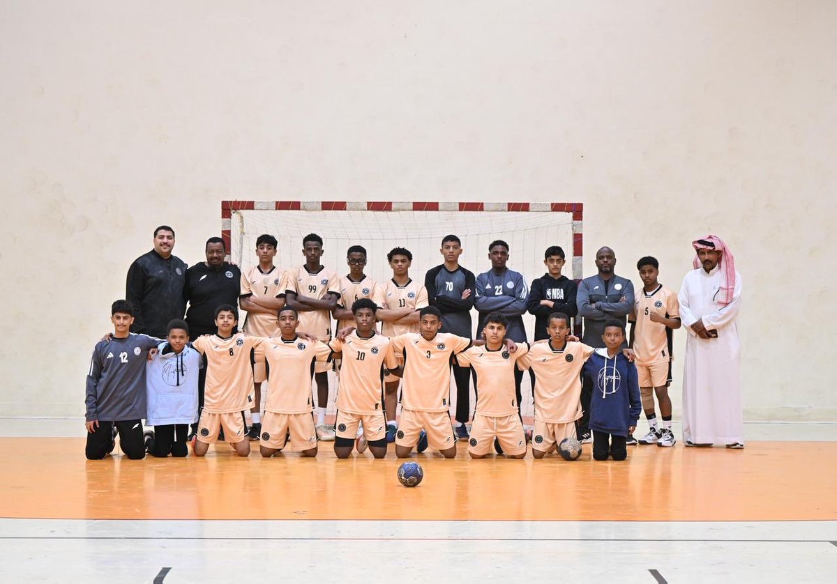 akqabaa's tweet photo. الف مبروك تاهل درجة الاشبال لكرة اليد بنادي الشباب  الي دوري الثامنة لبطولة المملكة مبروك لشيوخ https://t.co/zjK4rYyH7R