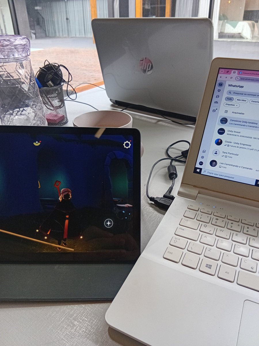 kwanbicha's tweet photo. o trabalho me sufocando to tendo q jogar pq n t3m nada pra faze https://t.co/RF6CDKF6fW
