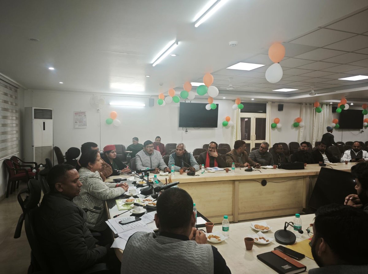 Commissioner Aligarh tweet media