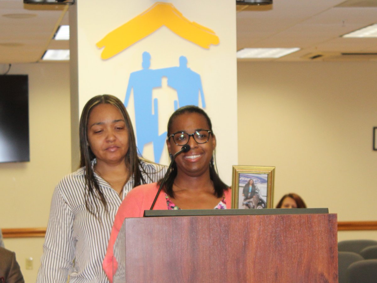 tampahaorg's tweet photo. Join us in celebrating January Employee of the Month Amber Winfree. Amber, your resilience inspires us all. Thank you for your dedication to the Tampa Housing Authority’s mission!
#THAStrong #EmployeeOfTheMonth #Tampa #HousingAuthority #TeamTHA https://t.co/dZRwGWGxOu