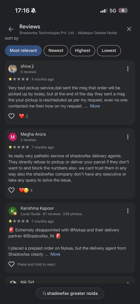 SouhridChatter2's tweet photo. @flipkartsupport What a joke of a company filled with bunch of jokers @_Kalyan_K @flipkartsupport @Flipkart. These are the kind of delivery partners that you partner with, what else to say man. https://t.co/7YbJpIo3ZK