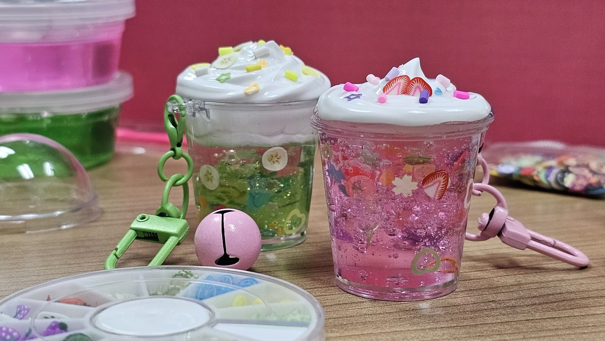 KimThada's tweet photo. @Eda_edapan คาเฟ่วัยทำงาน🍏🎀💕 https://t.co/82lBLoy2tp