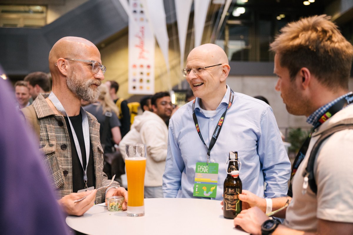 PyConDE & PyData tweet media