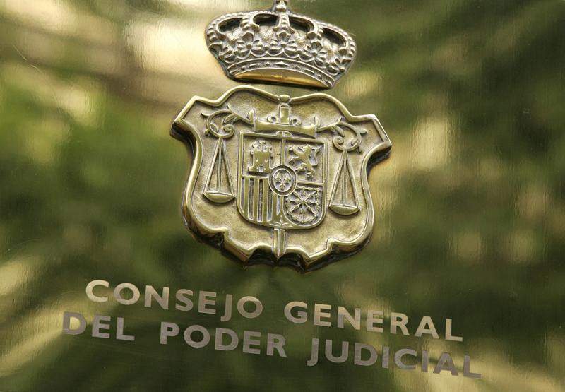 El CGPJ prohíbe a los jueces y magistrados utilizar chats de IA no facilitados por la Administración

➡️Se aprueba la Instrucción 2/2026, sobre la utilización de sistemas de inteligencia artificial en el ejercicio de la actividad jurisdiccional

🔗noticias.juridicas.com/actualidad/not…